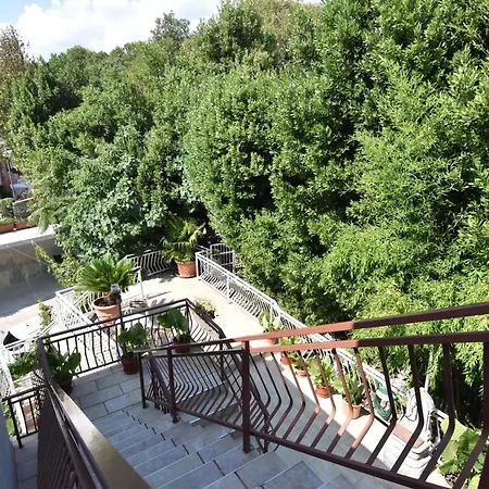 Apartment Maja *